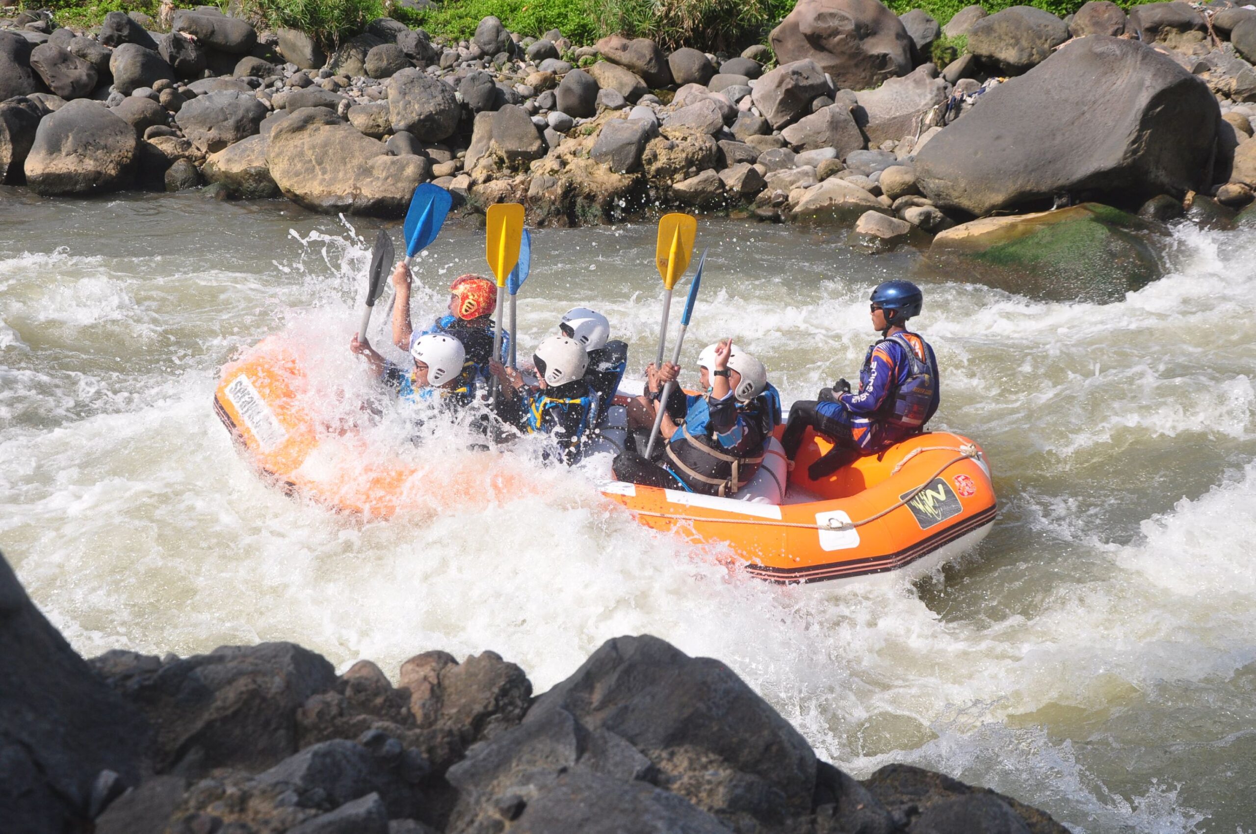 Paket Rafting